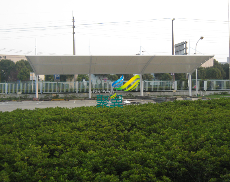 上海松江工业园膜结构车棚案例展示图